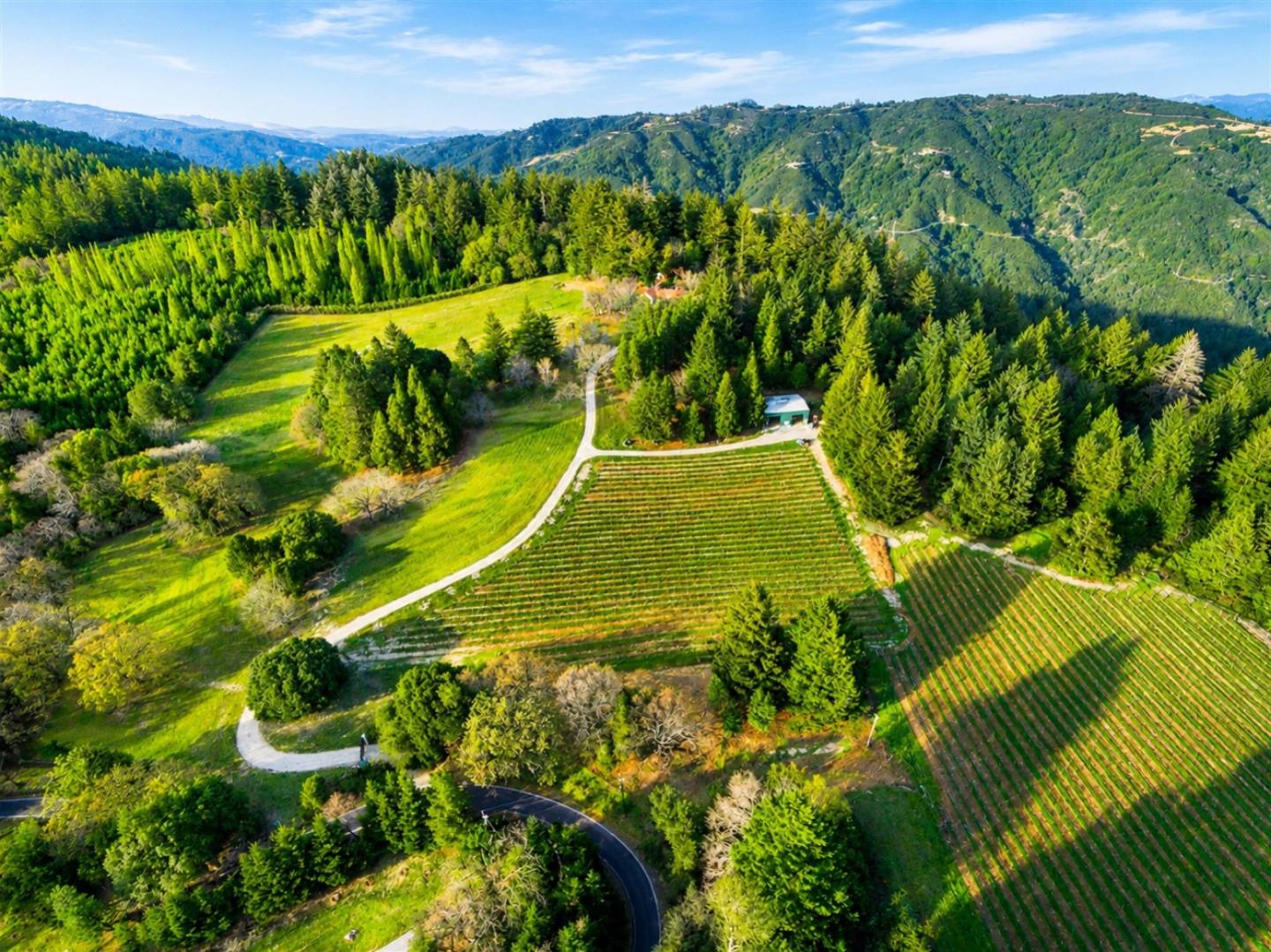 18516 Skyline Boulevard