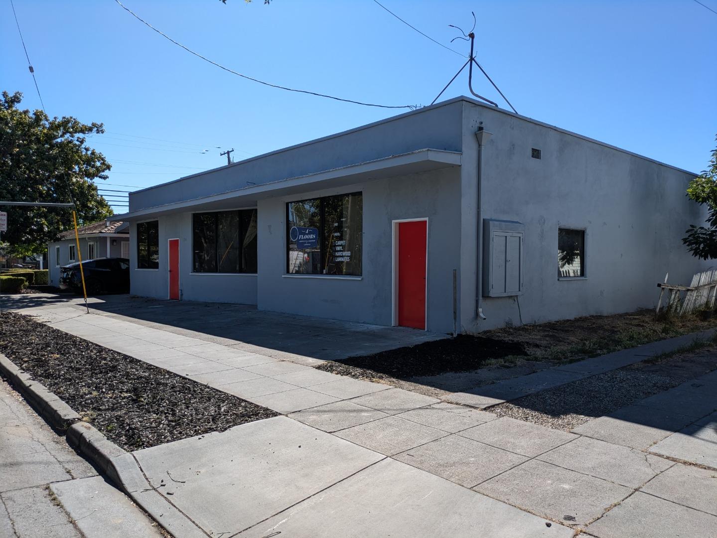 194 South 24 Street