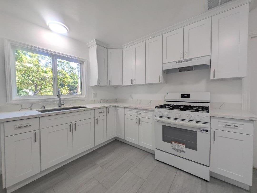 194 South 24 Street