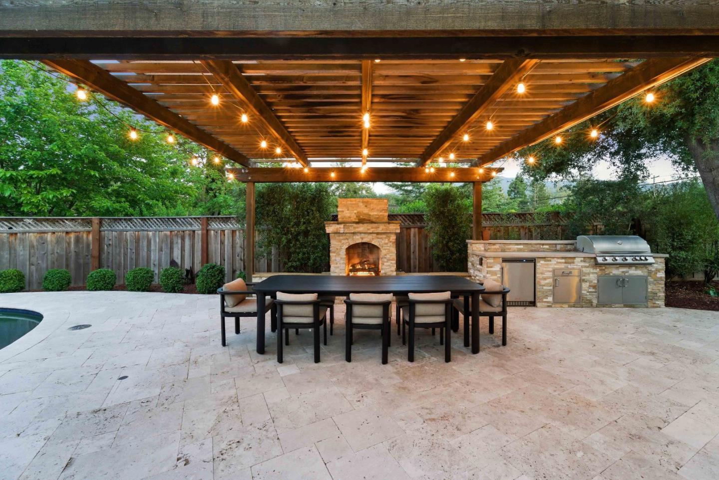 16180 Jasmine Way