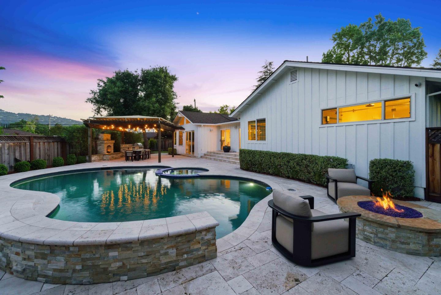 16180 Jasmine Way