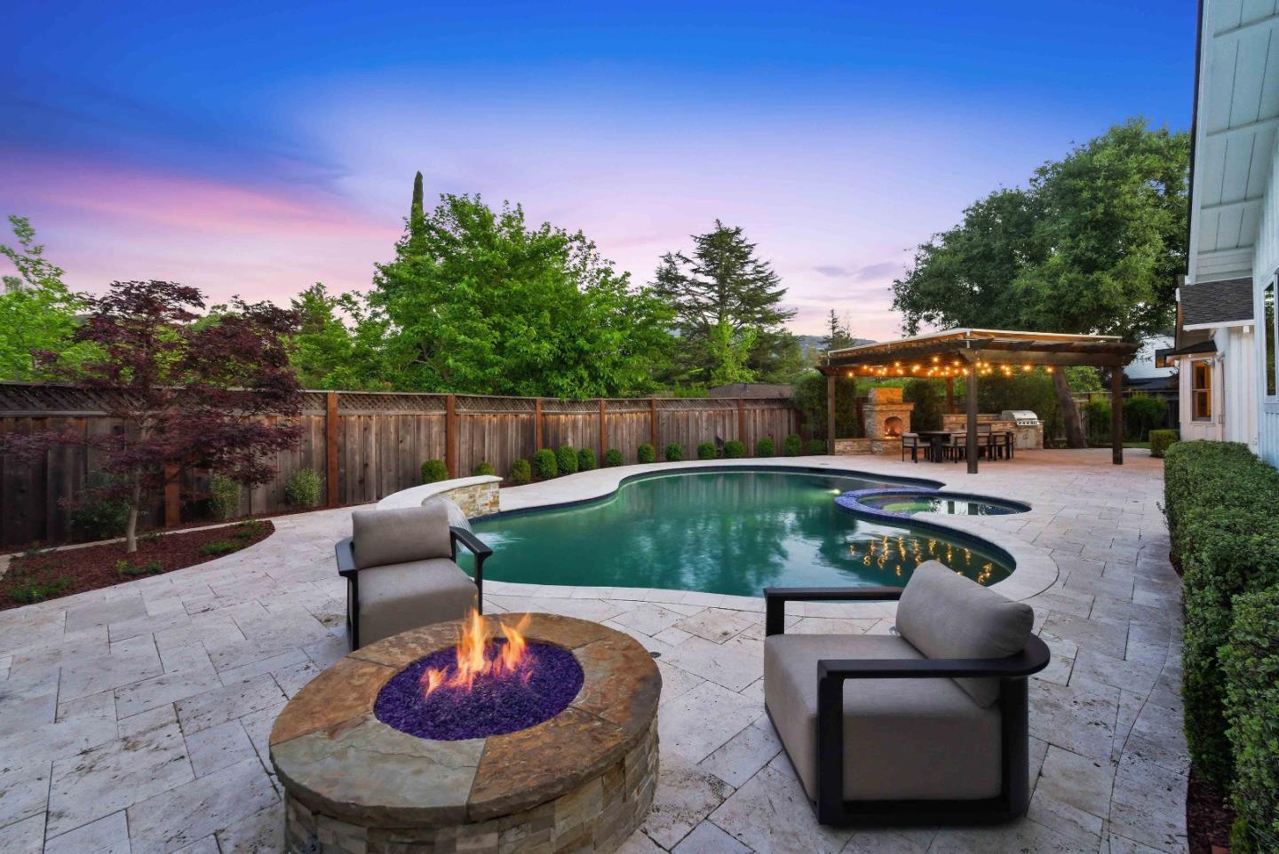 16180 Jasmine Way