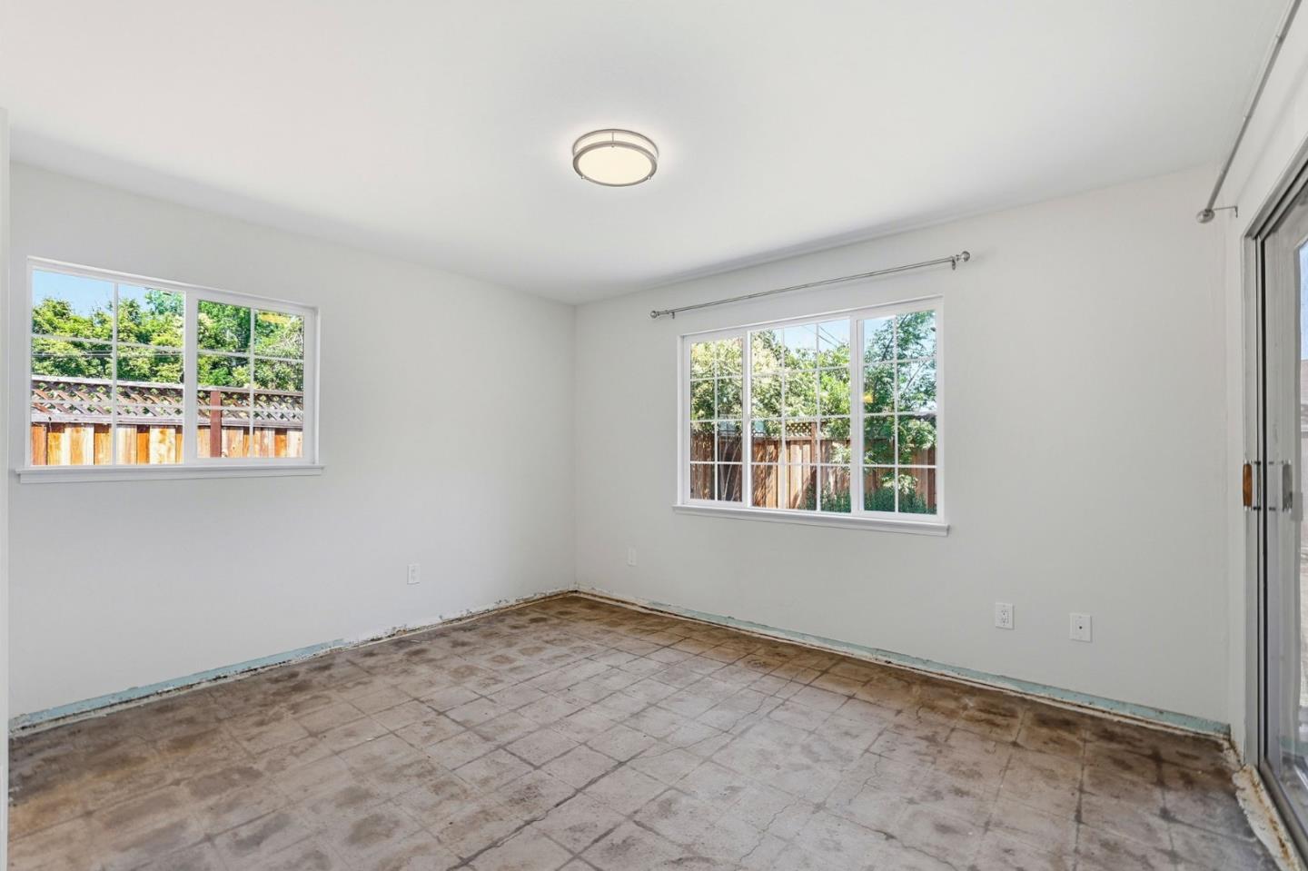 1398 Garrans Drive