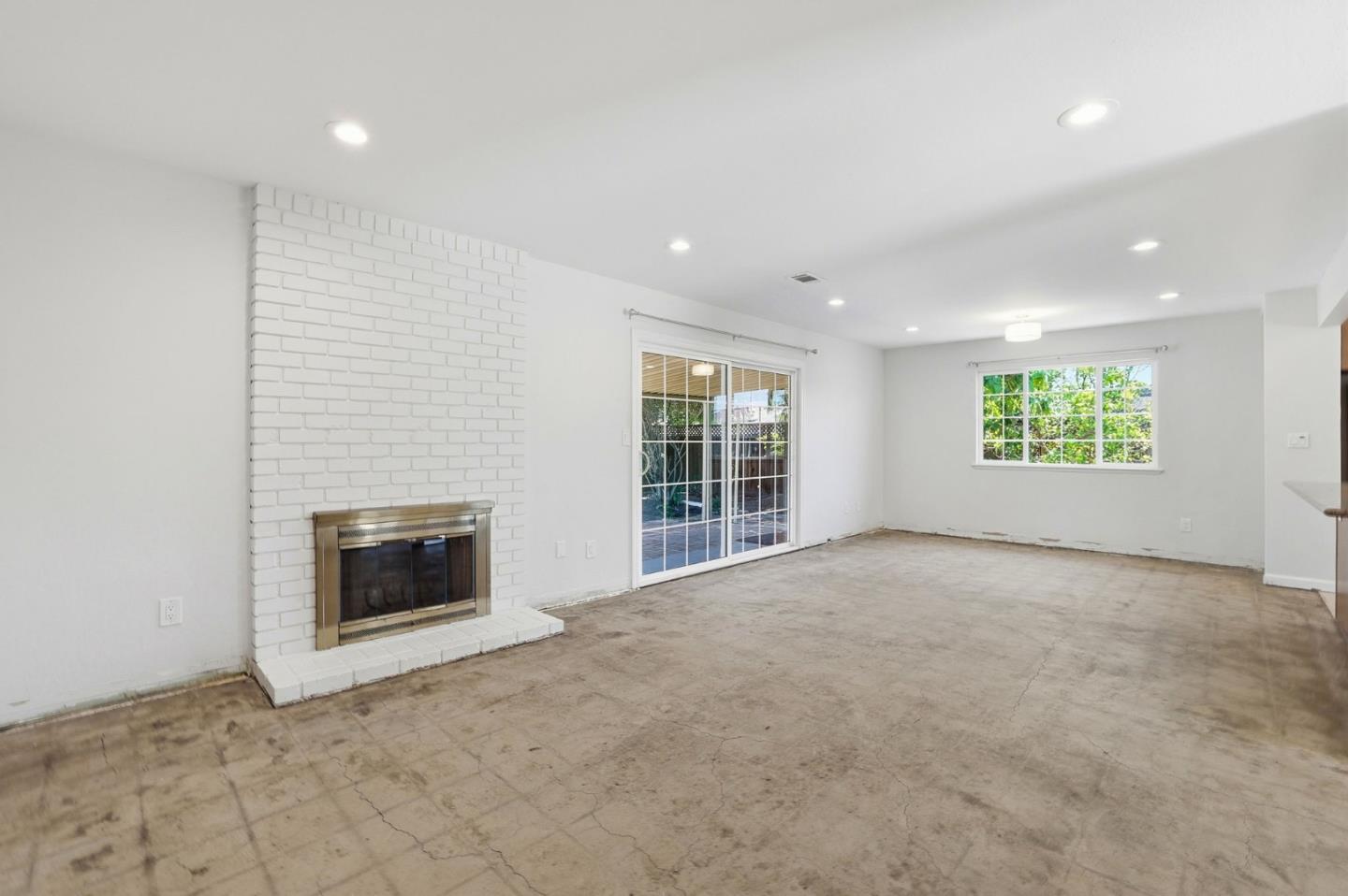 1398 Garrans Drive