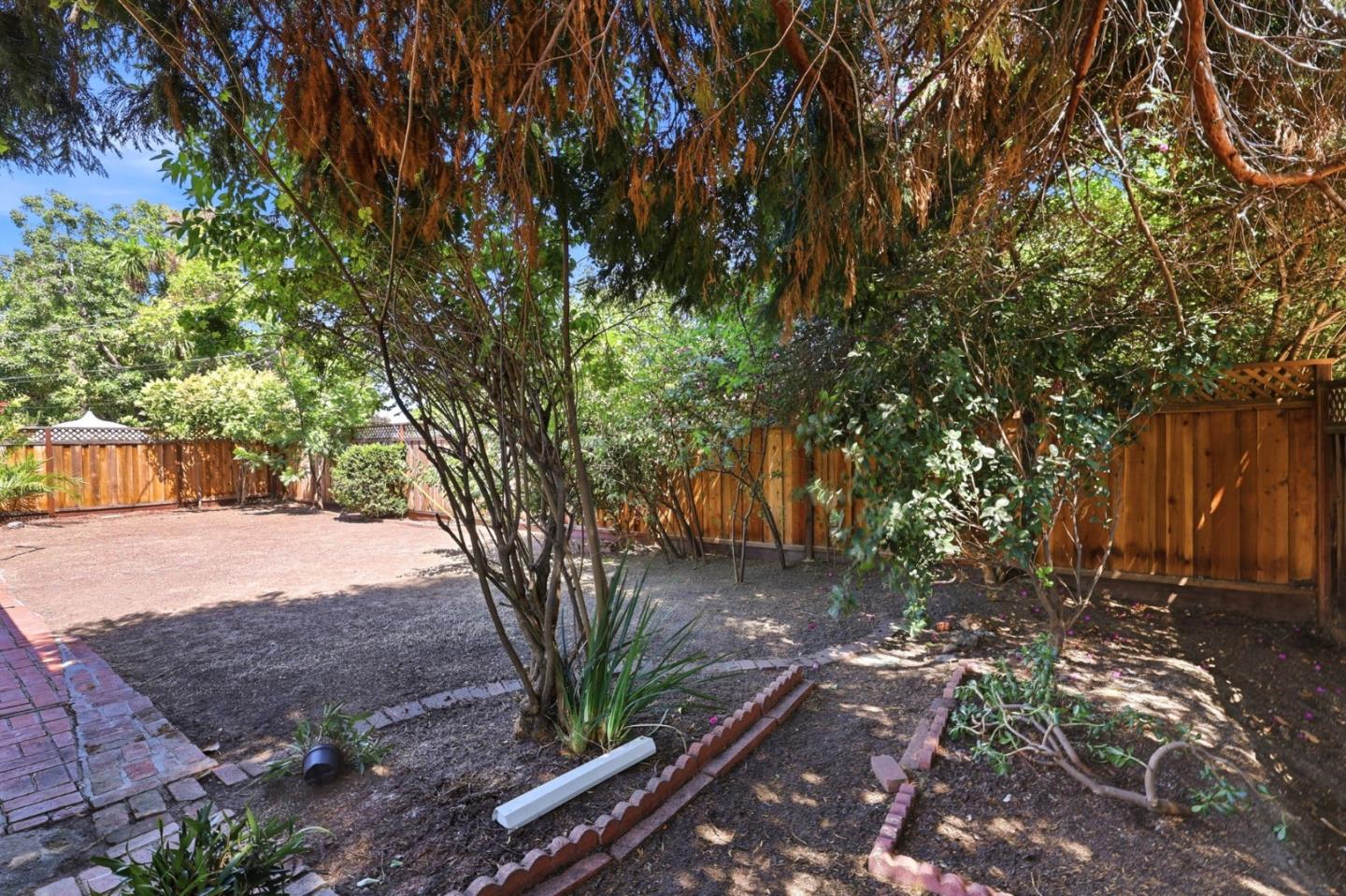1398 Garrans Drive