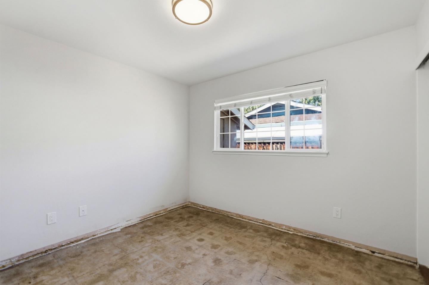 1398 Garrans Drive