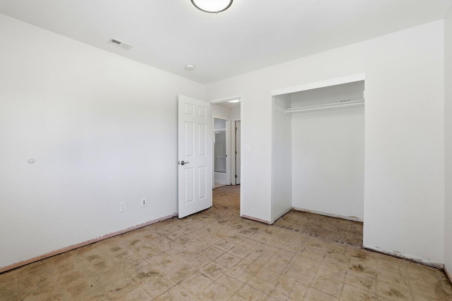 1398 Garrans Drive