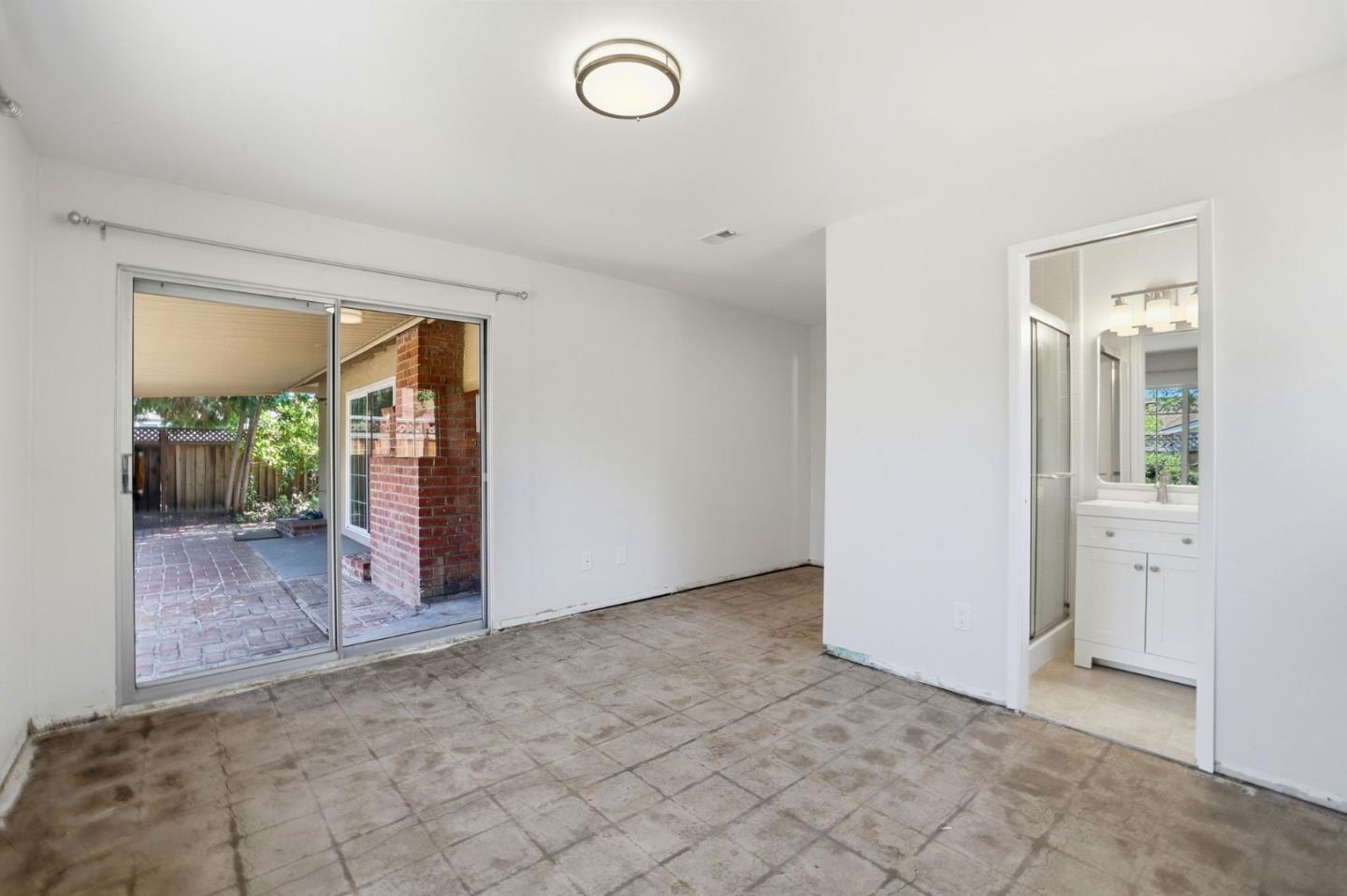 1398 Garrans Drive