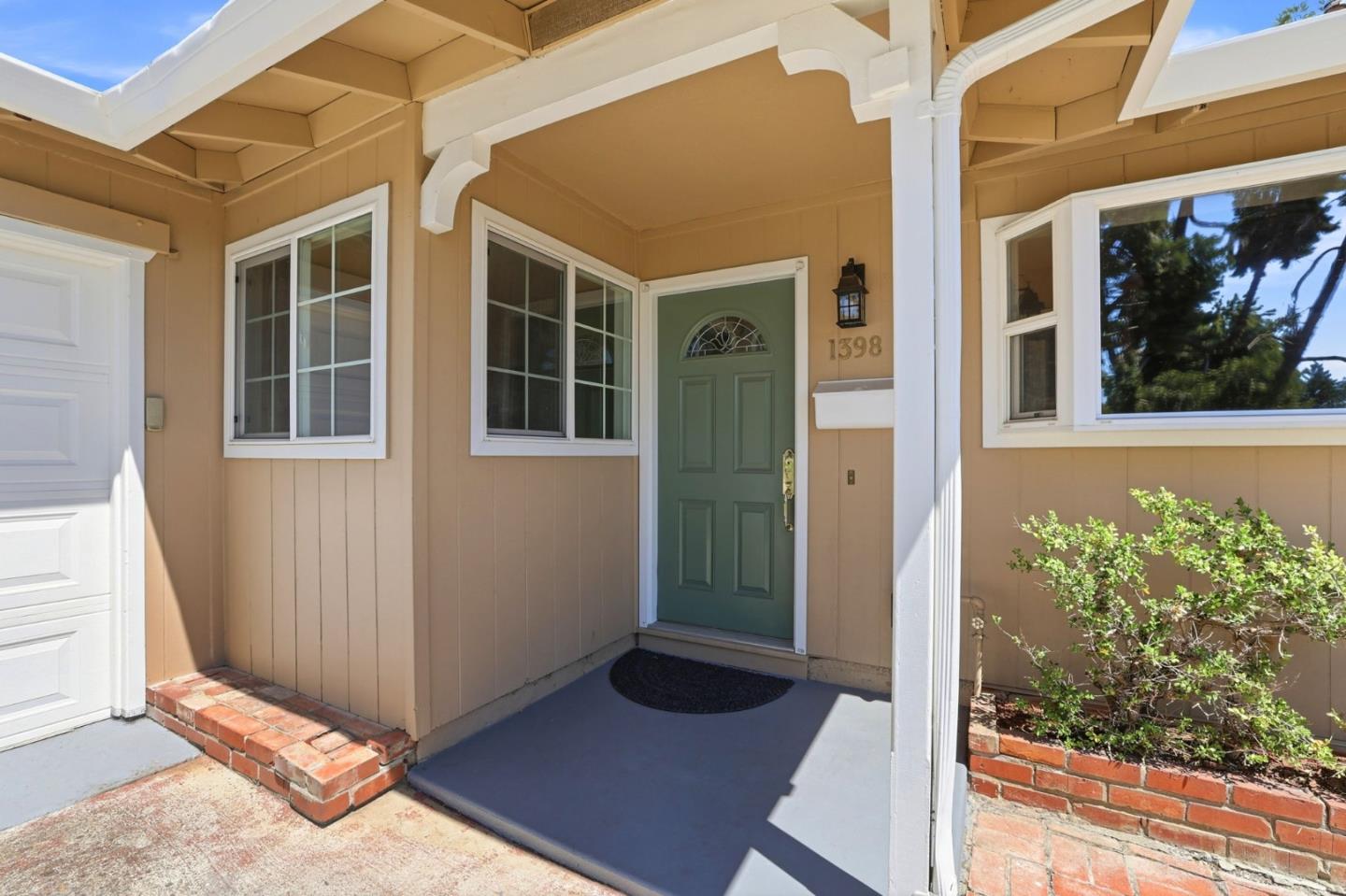 1398 Garrans Drive