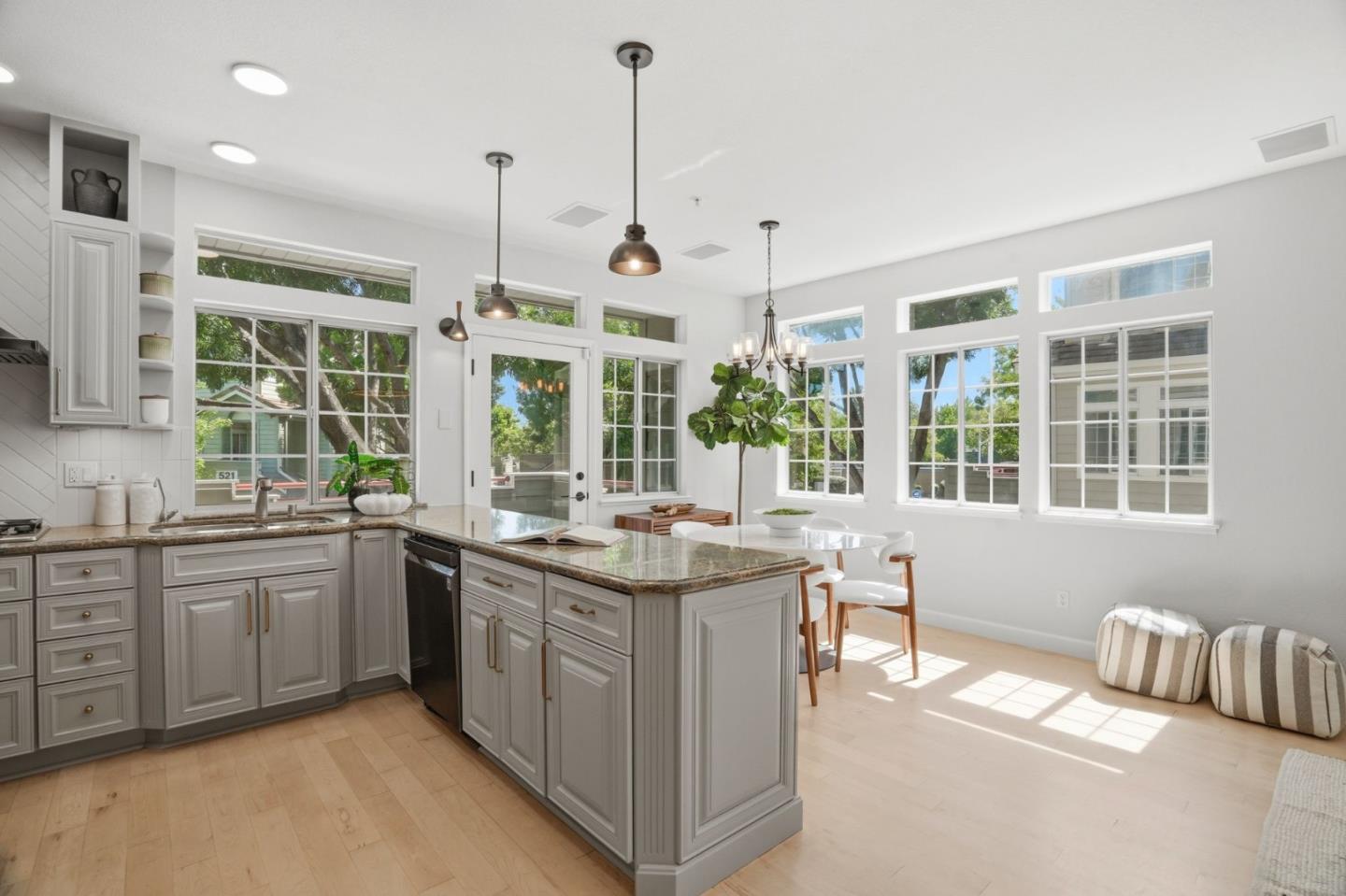 518 Porpoise Bay TER A