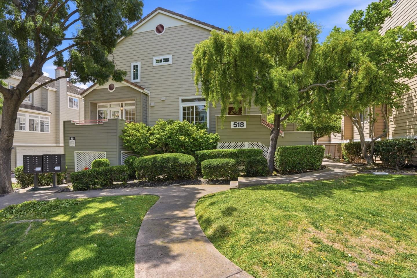 518 Porpoise Bay TER A