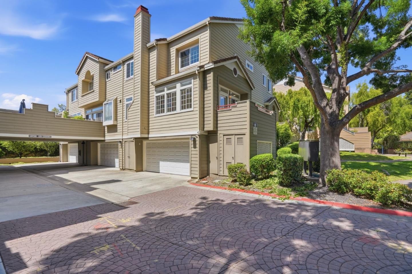 518 Porpoise Bay TER A