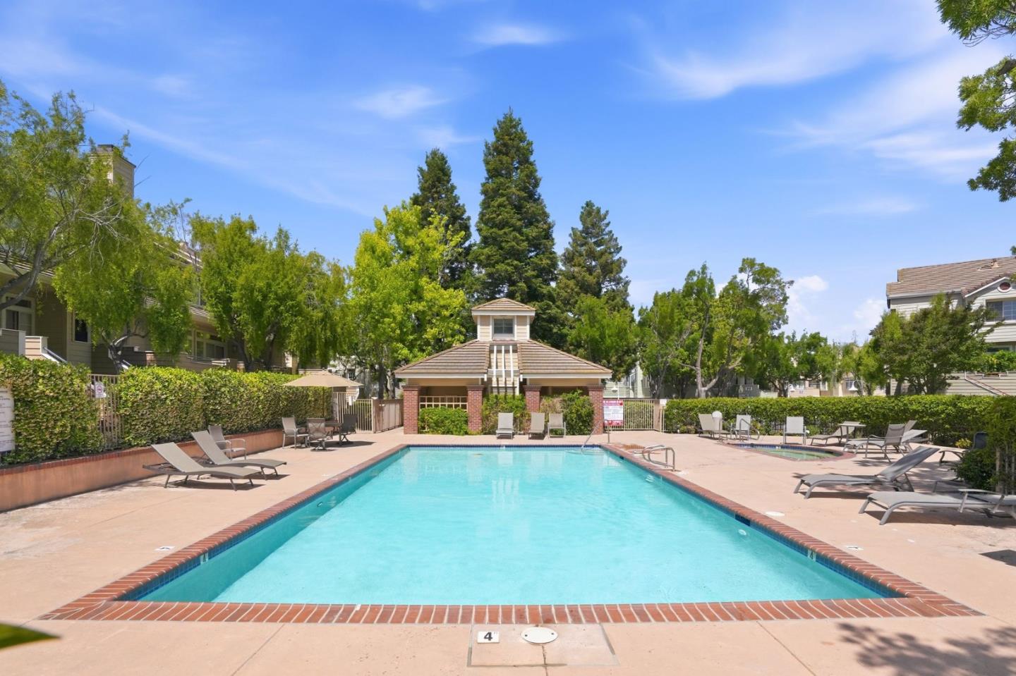 518 Porpoise Bay TER A