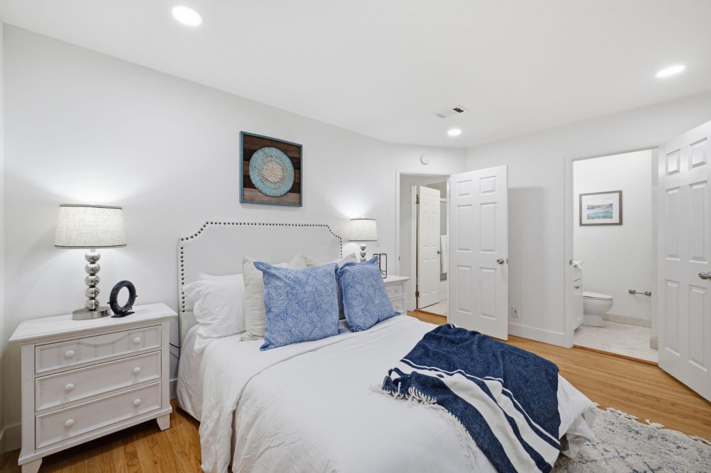 816 Mary Court