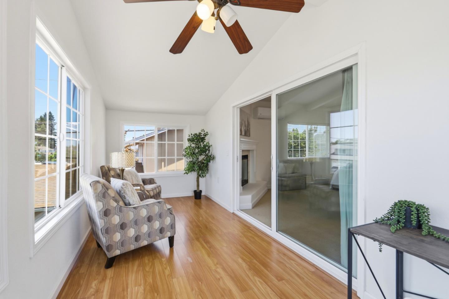 1056 Oaktree Drive