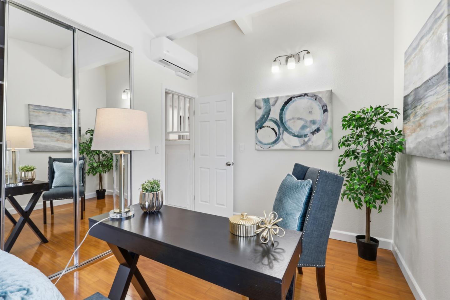 1056 Oaktree Drive