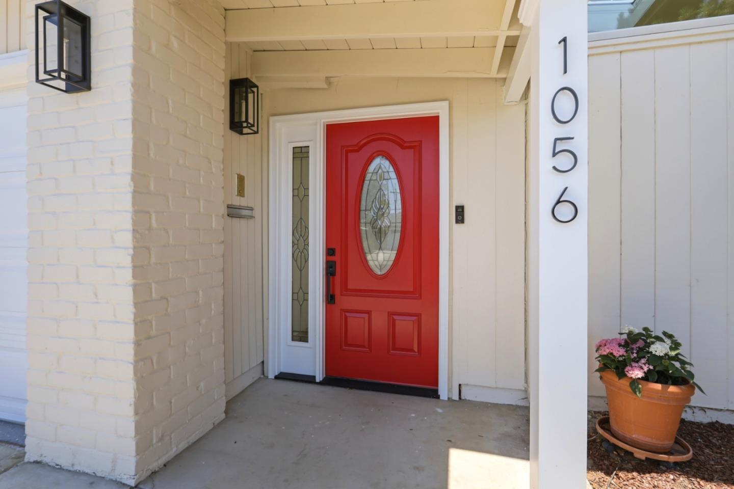 1056 Oaktree Drive