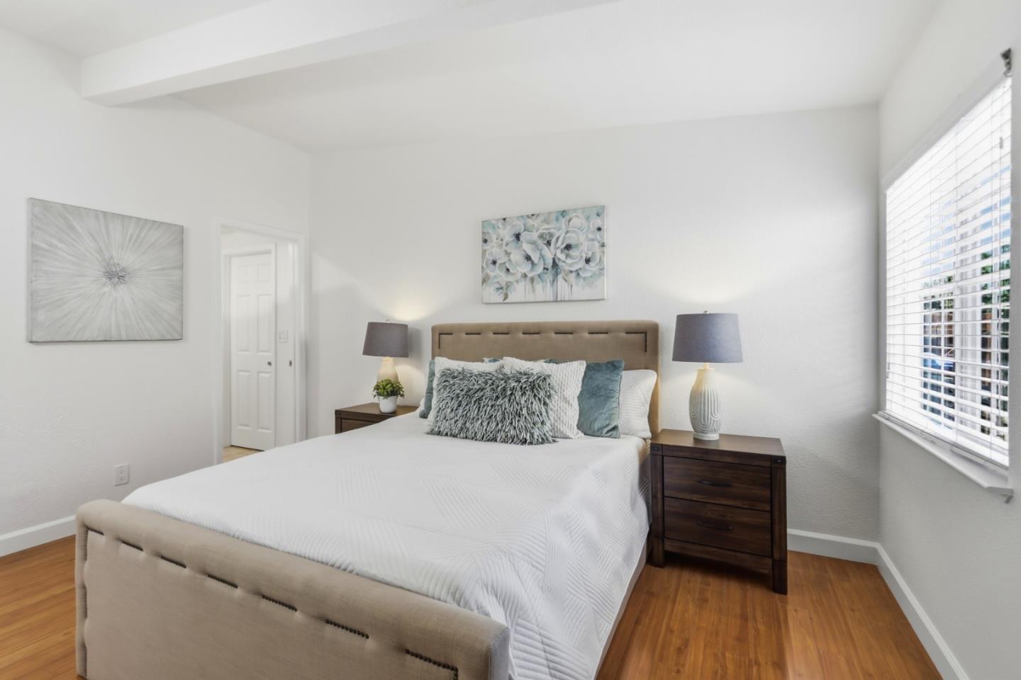 1056 Oaktree Drive