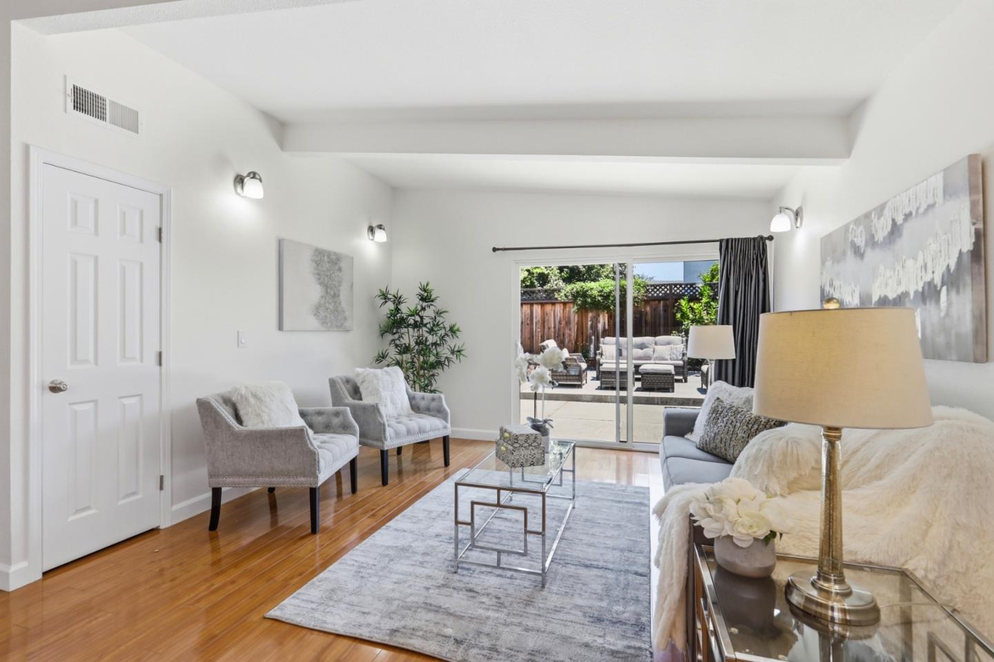 1056 Oaktree Drive