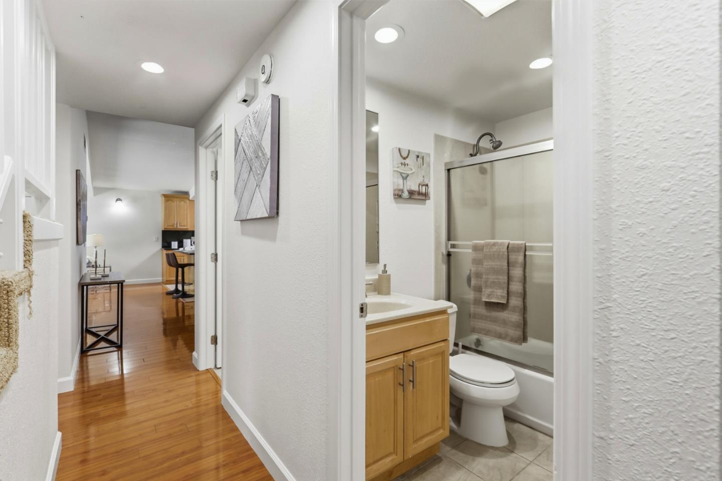 1056 Oaktree Drive