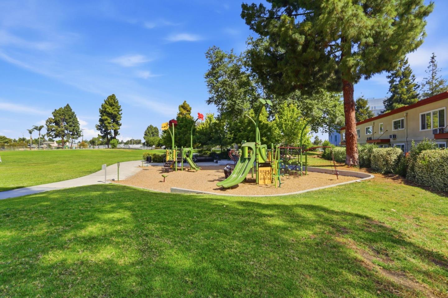 2600 Cortez Drive 6102