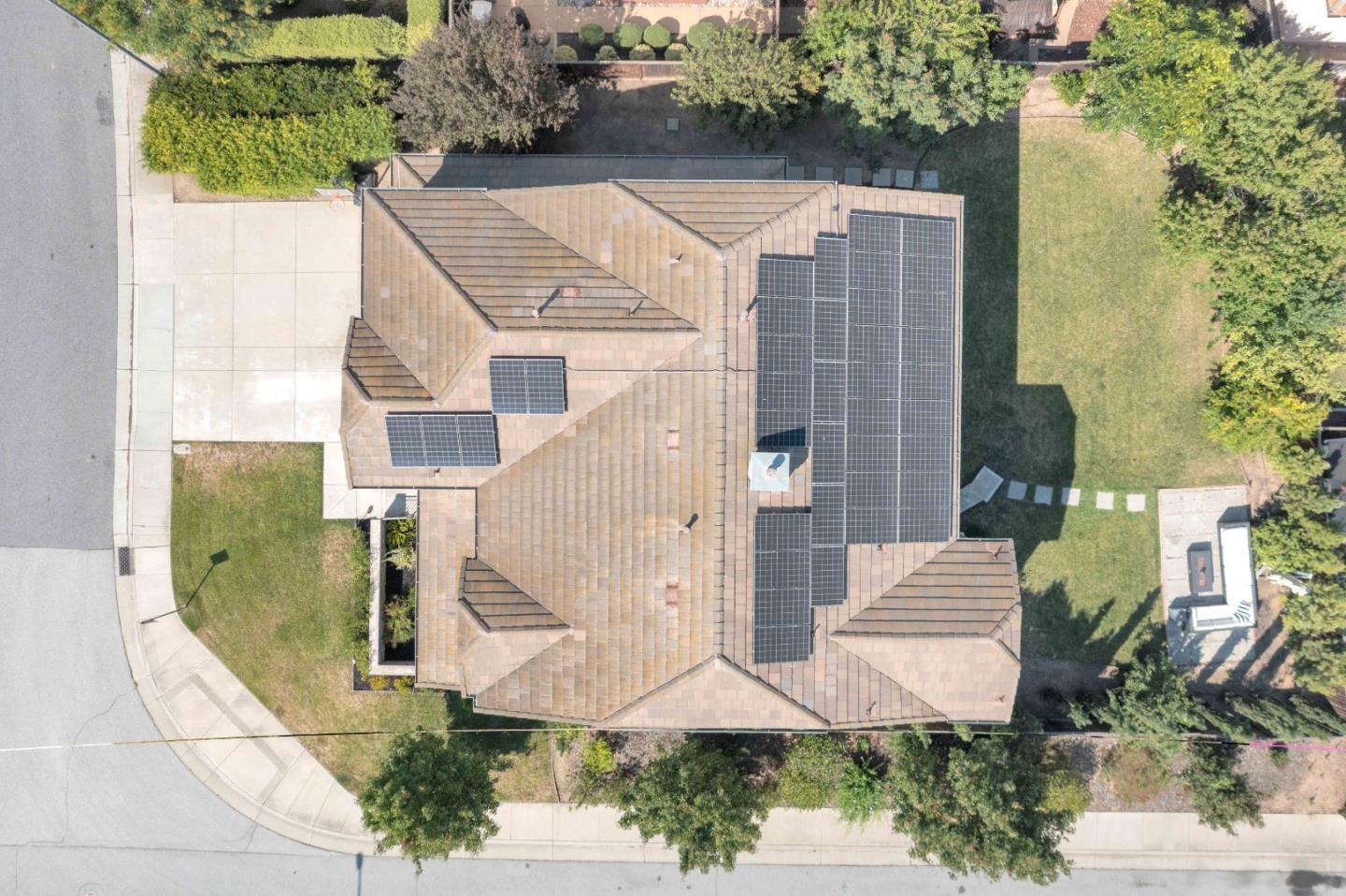 190 Fennel Court