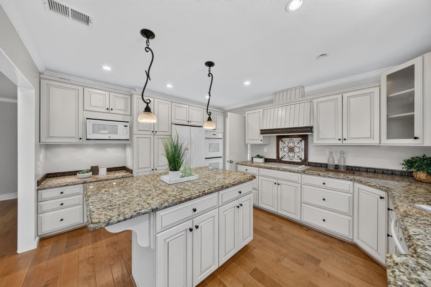 649 Brenda Lee Drive
