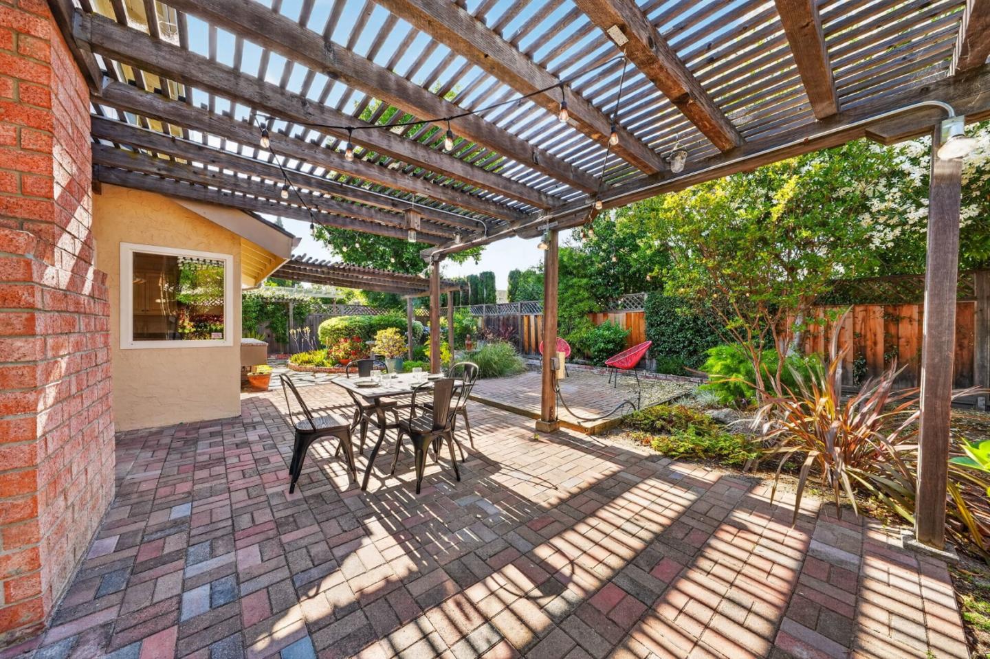 649 Brenda Lee Drive