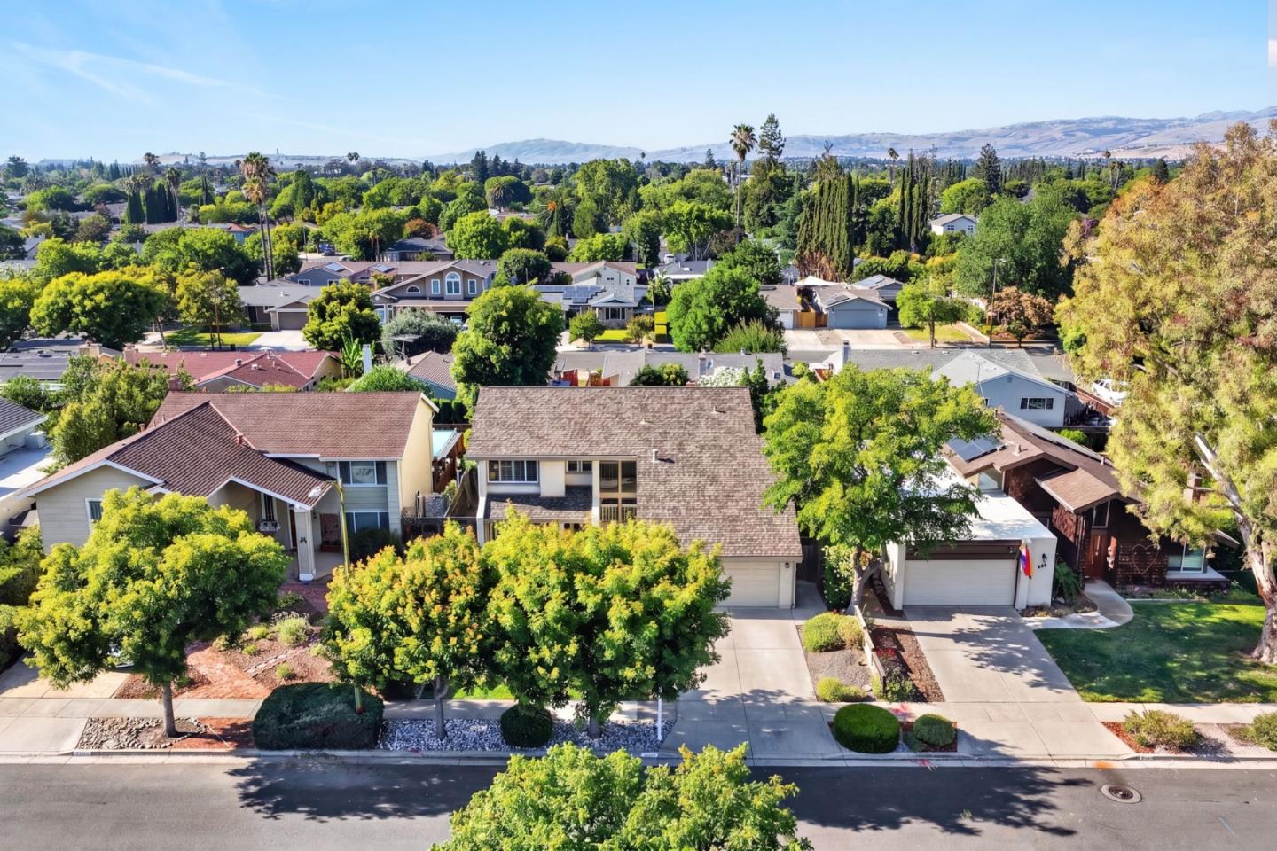 649 Brenda Lee Drive
