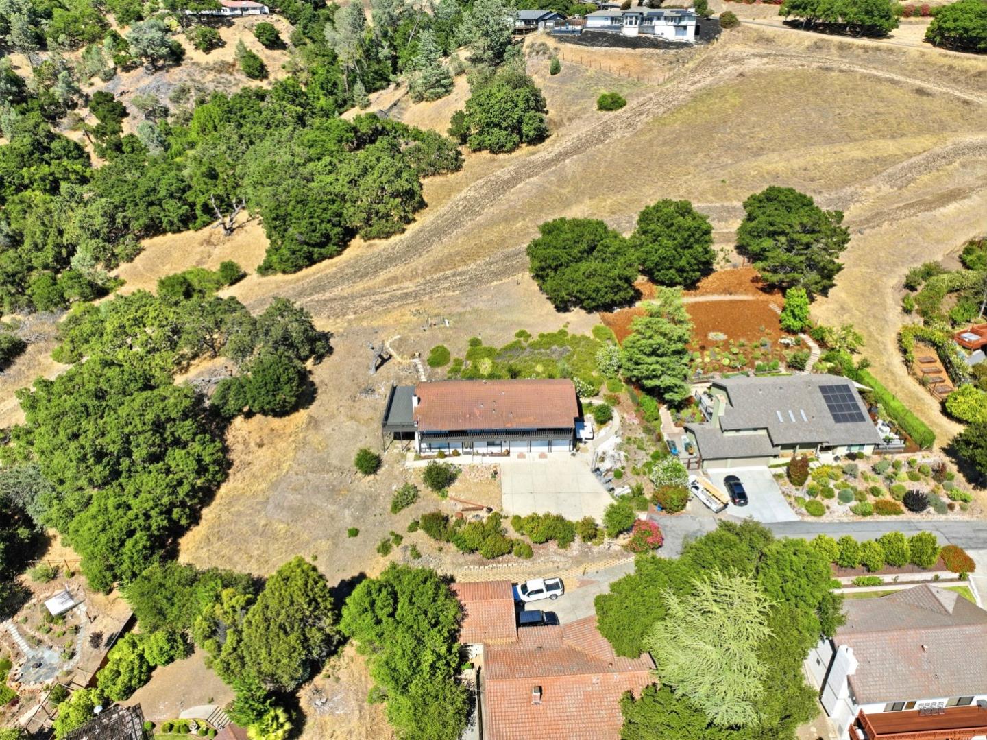 16620 Rustling Oak Lane