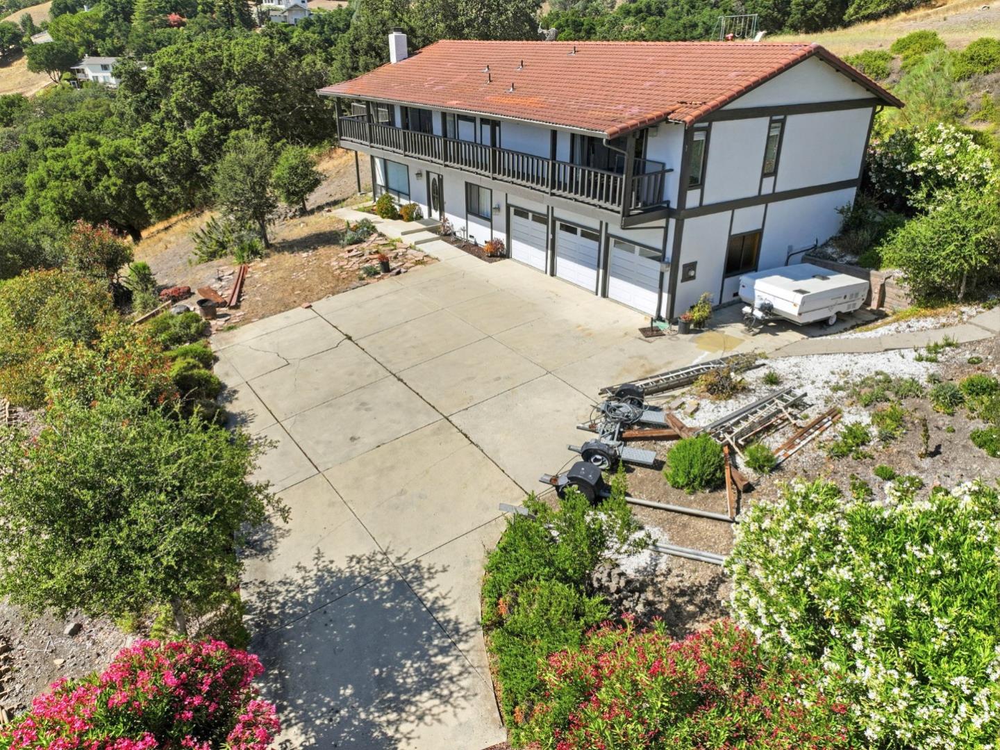 16620 Rustling Oak Lane
