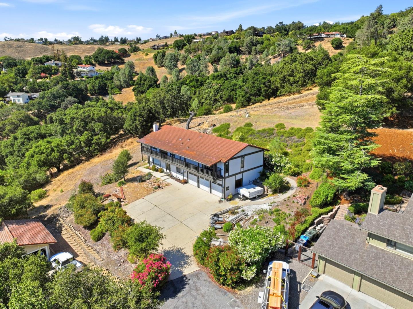 16620 Rustling Oak Lane