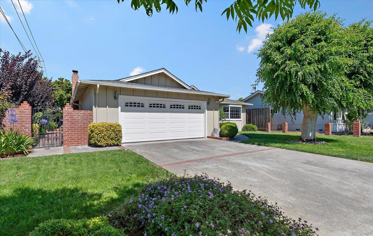 3388 Picadilly Drive