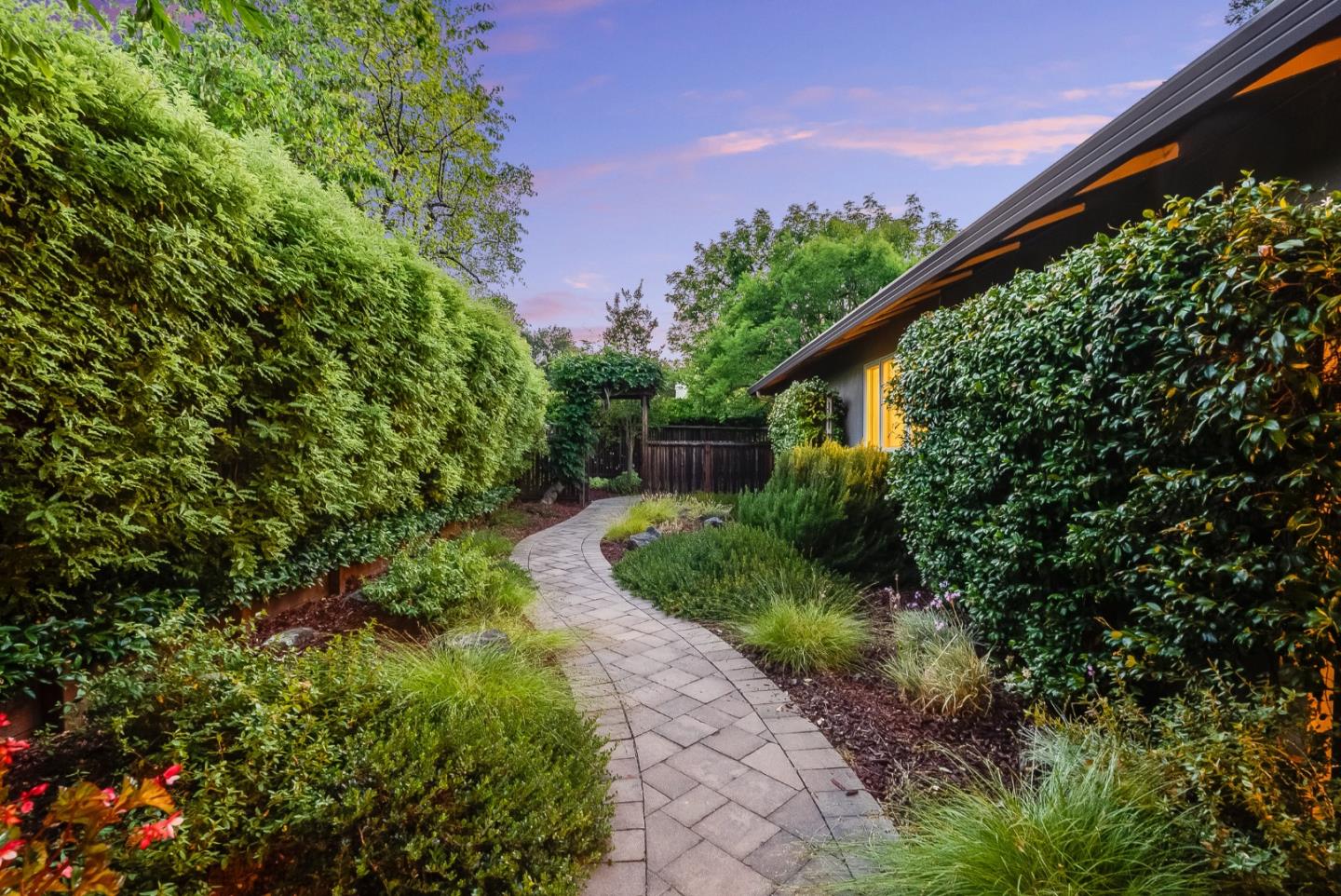 20580 Canyon View Drive