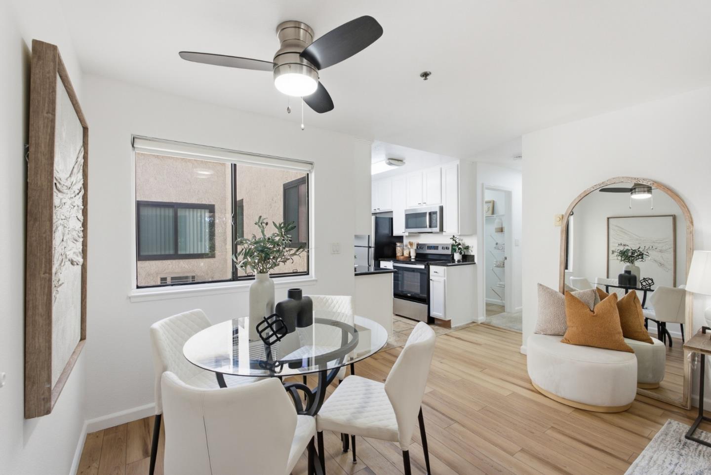 880 Fremont 729