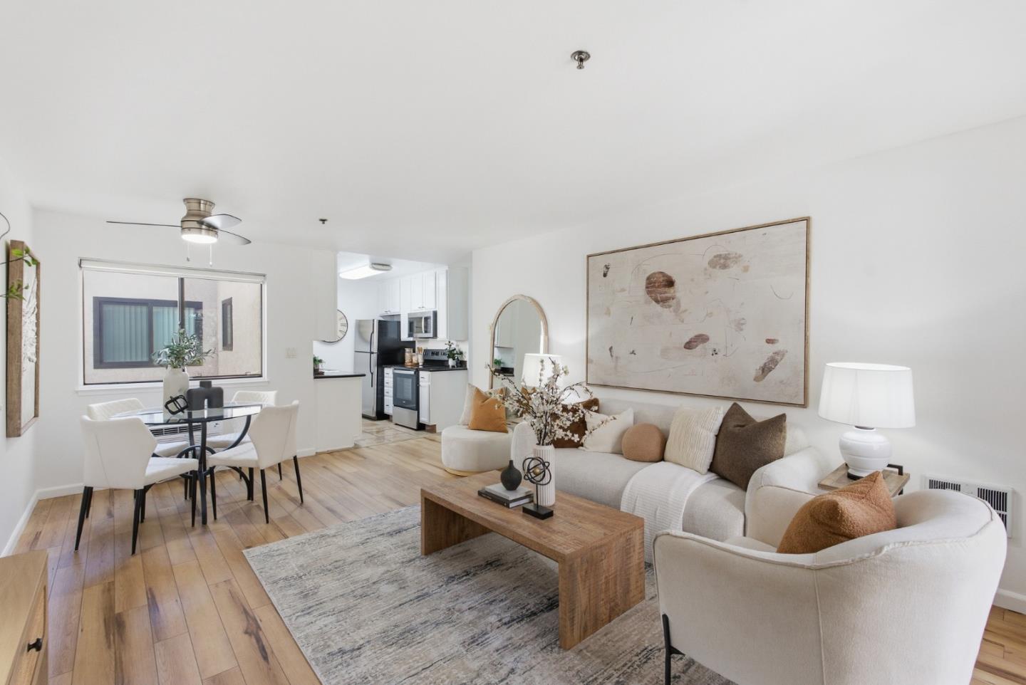 880 Fremont 729