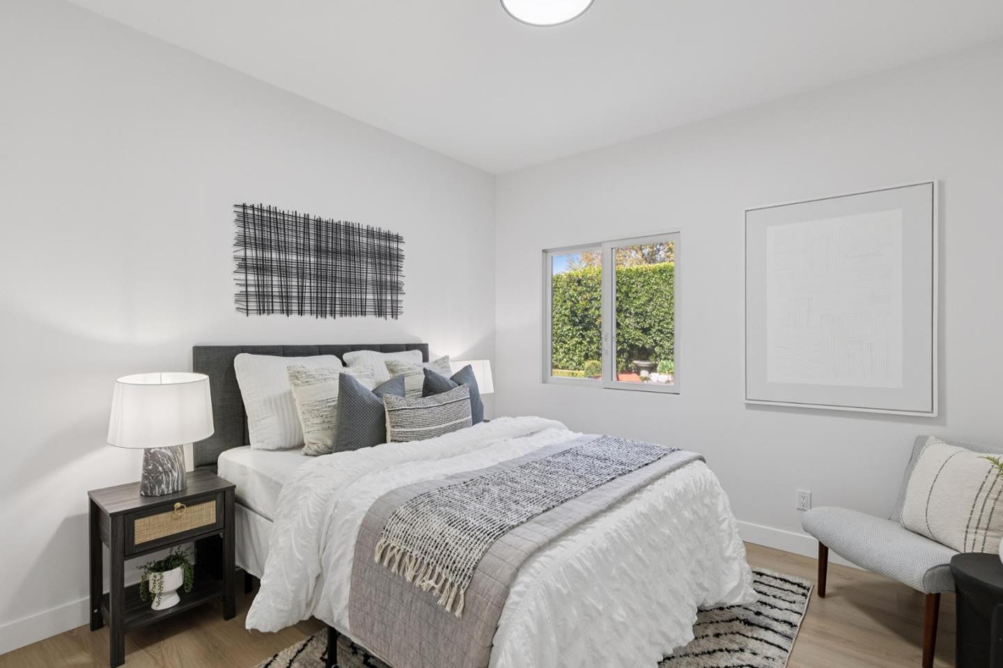 2131 Glenkirk DR