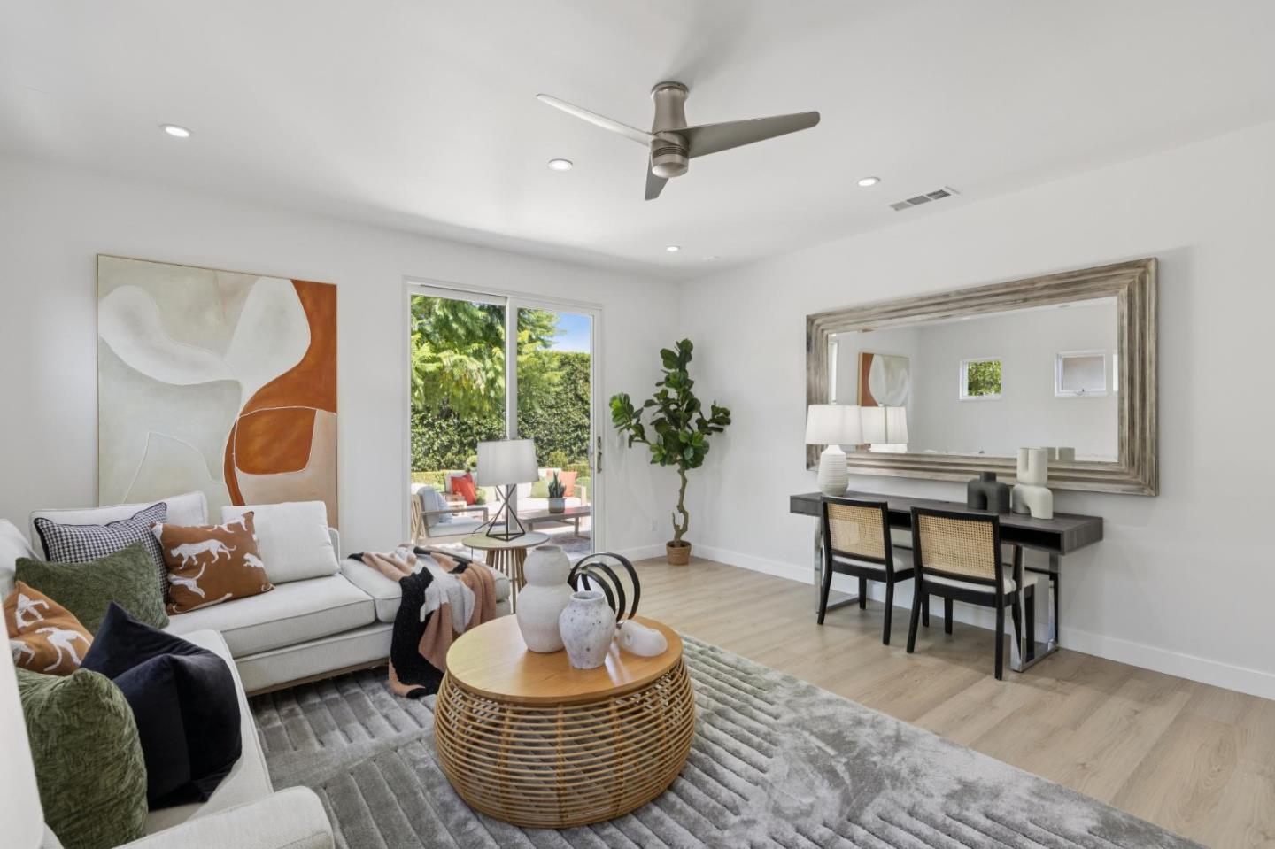 2131 Glenkirk DR