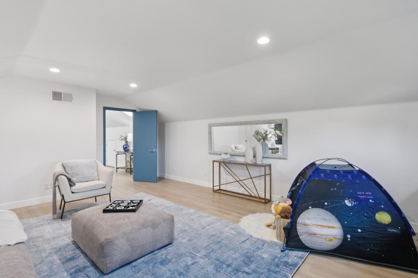 2131 Glenkirk DR