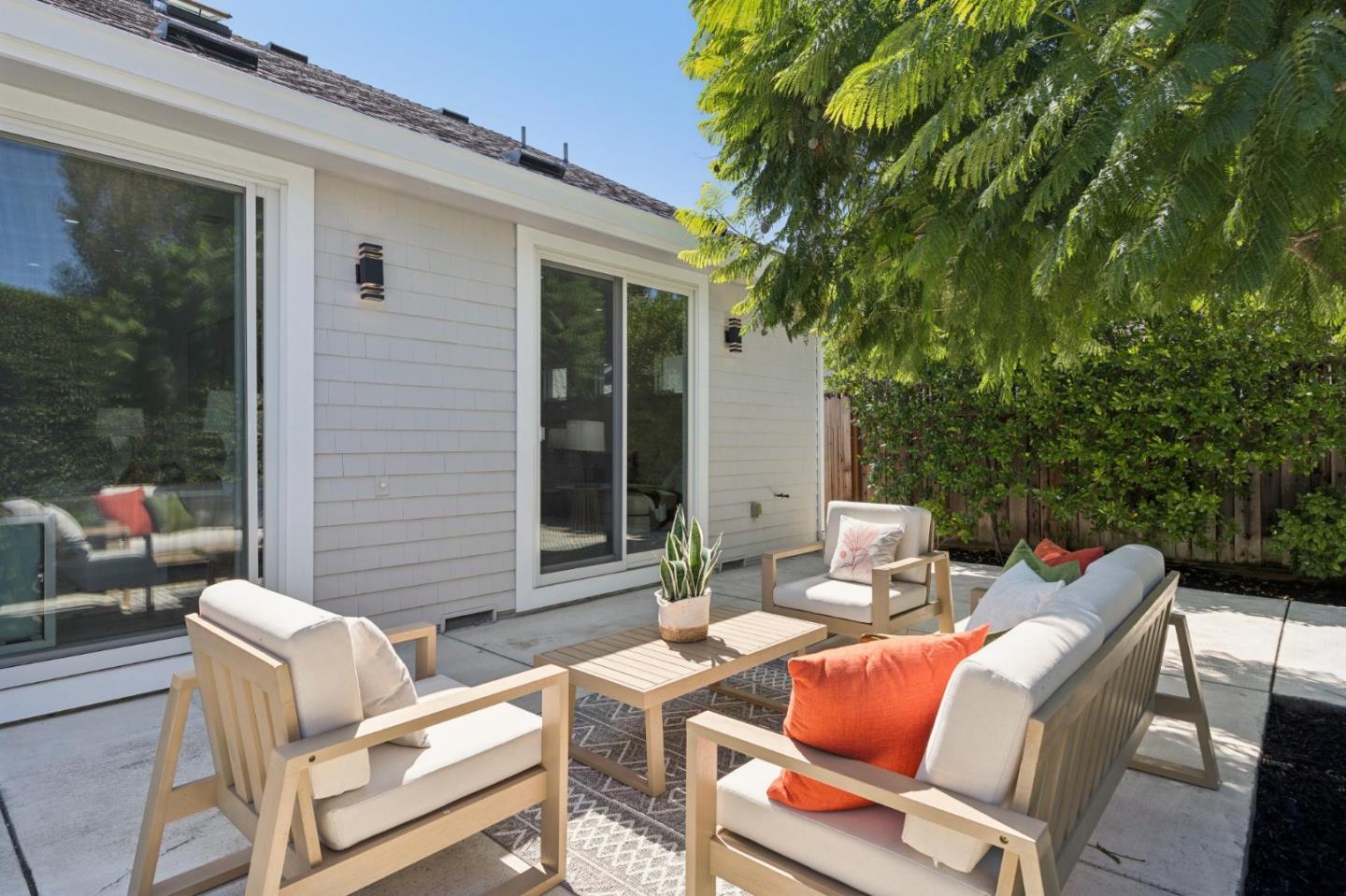 2131 Glenkirk DR