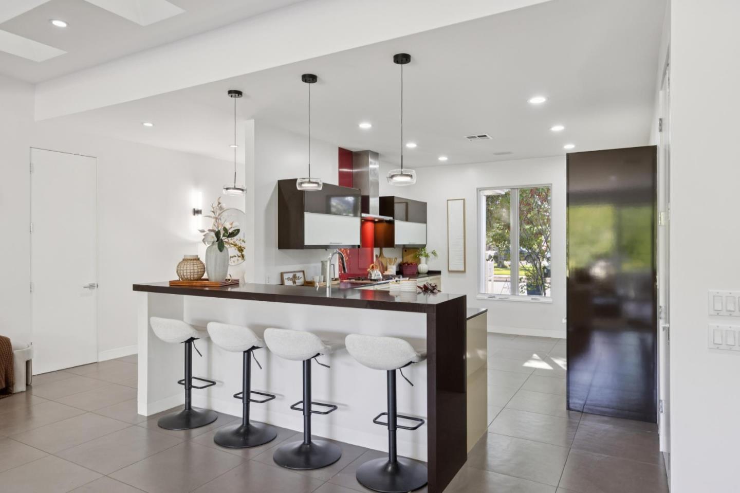 2131 Glenkirk DR
