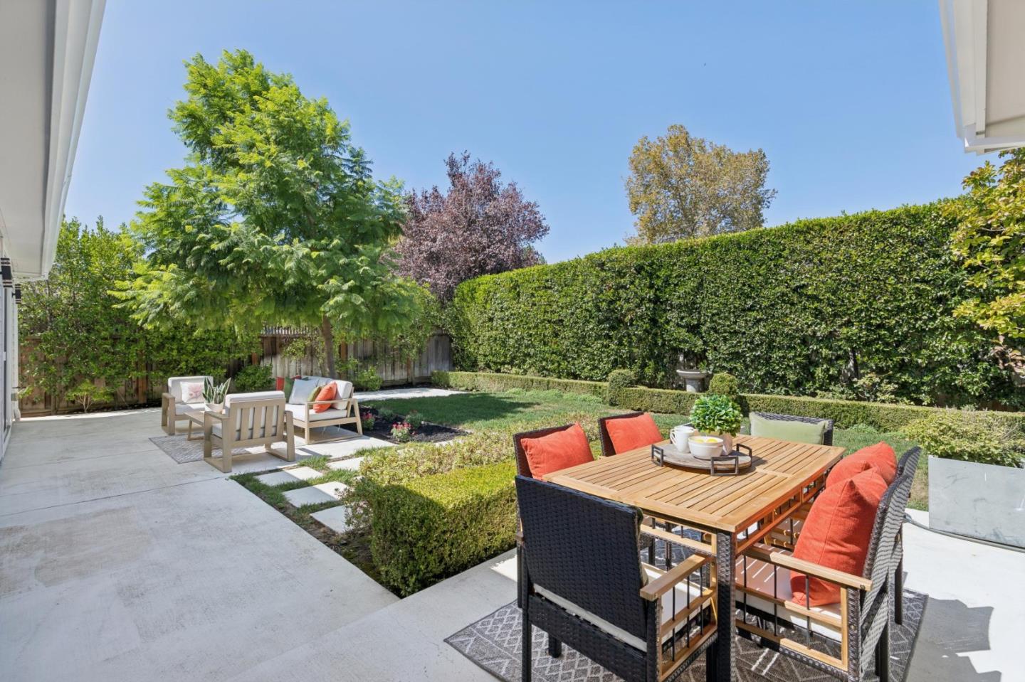 2131 Glenkirk DR