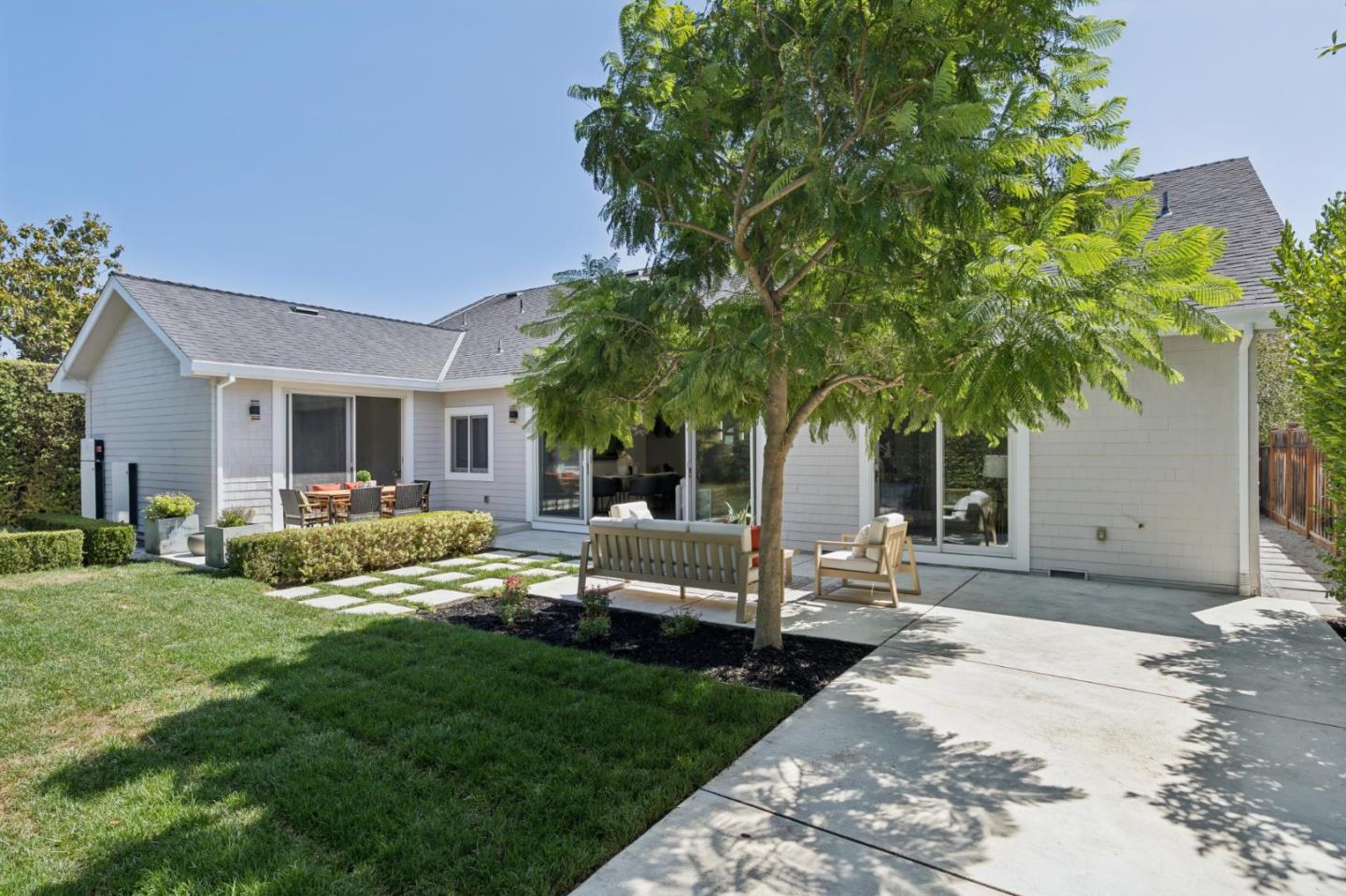 2131 Glenkirk DR