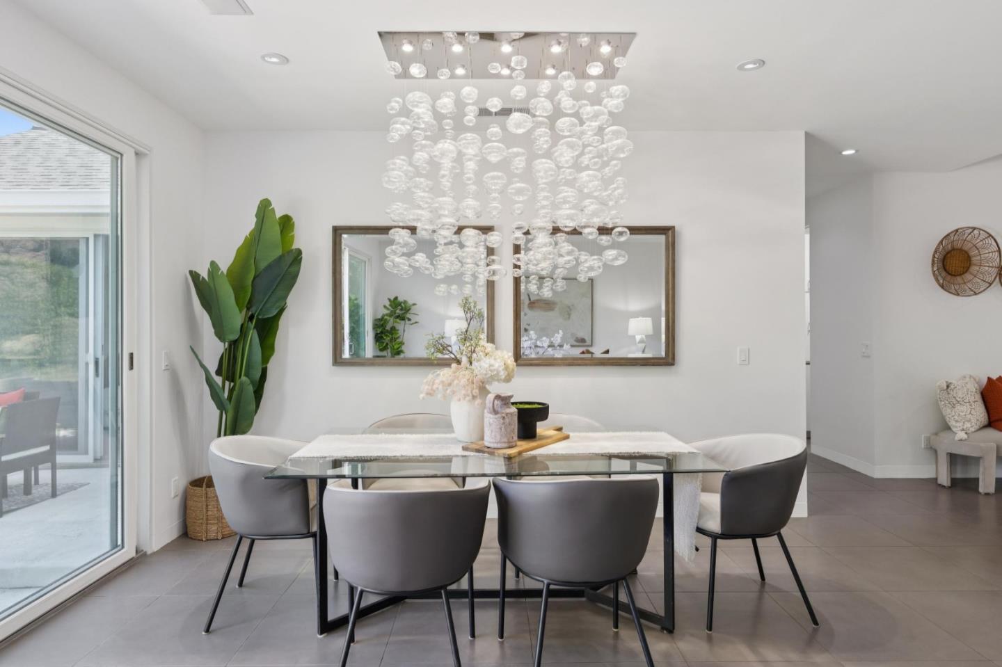 2131 Glenkirk DR