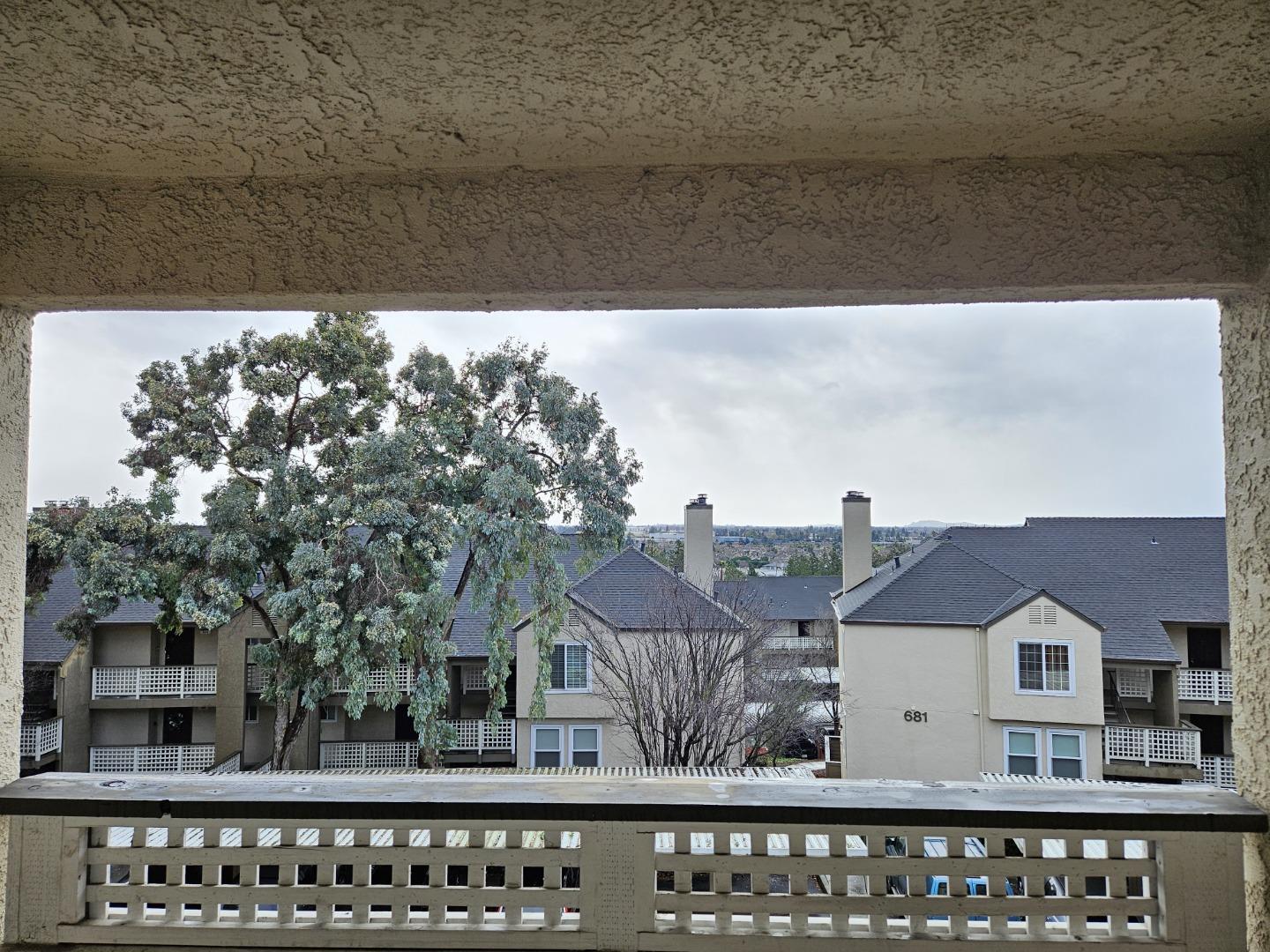 695 Bristol DR 380
