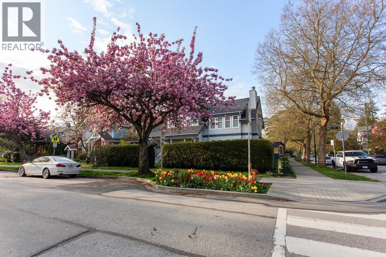 103 W 15TH AVENUE