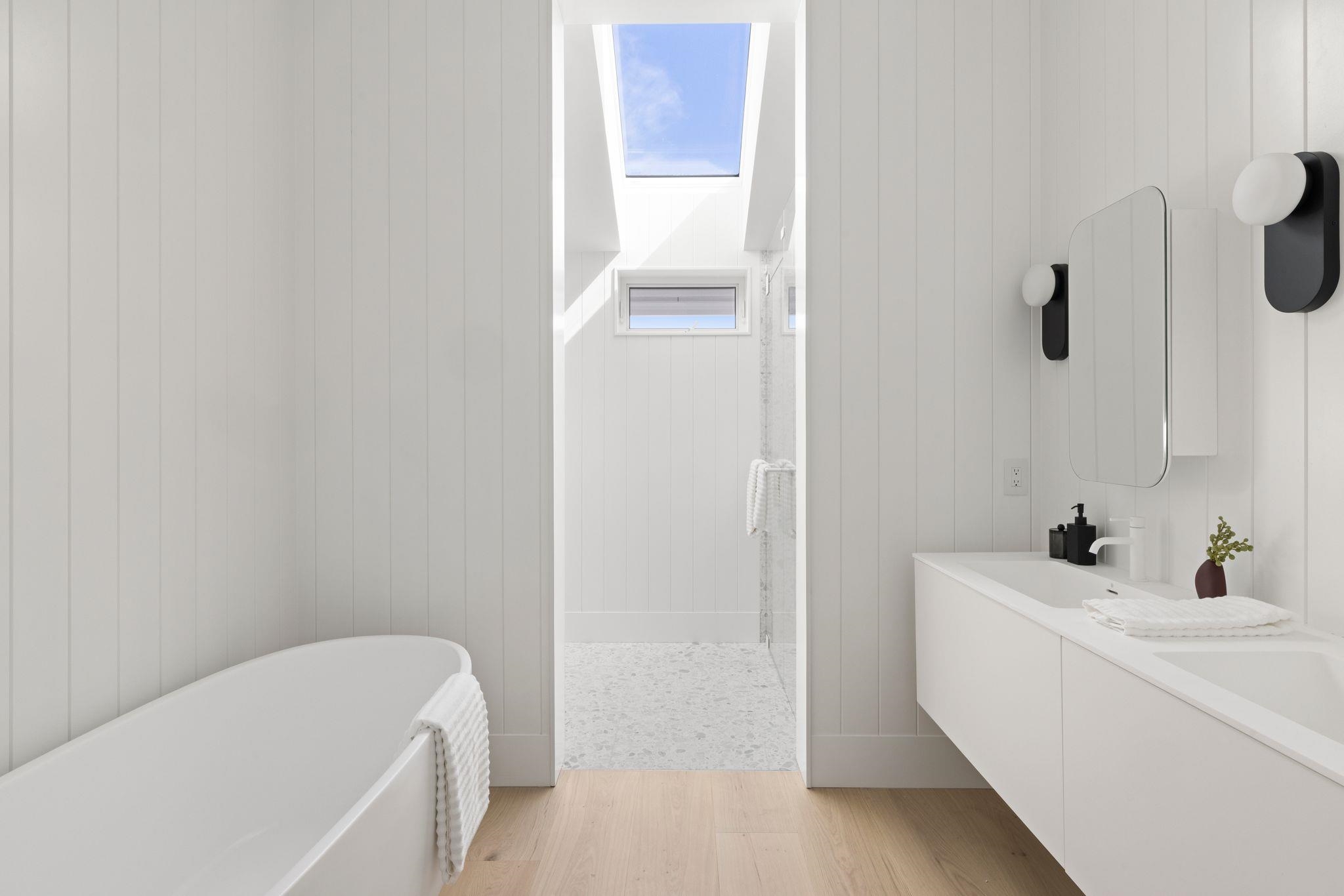 1 2830 MUSQUEAMVIEW STREET Unit: 1