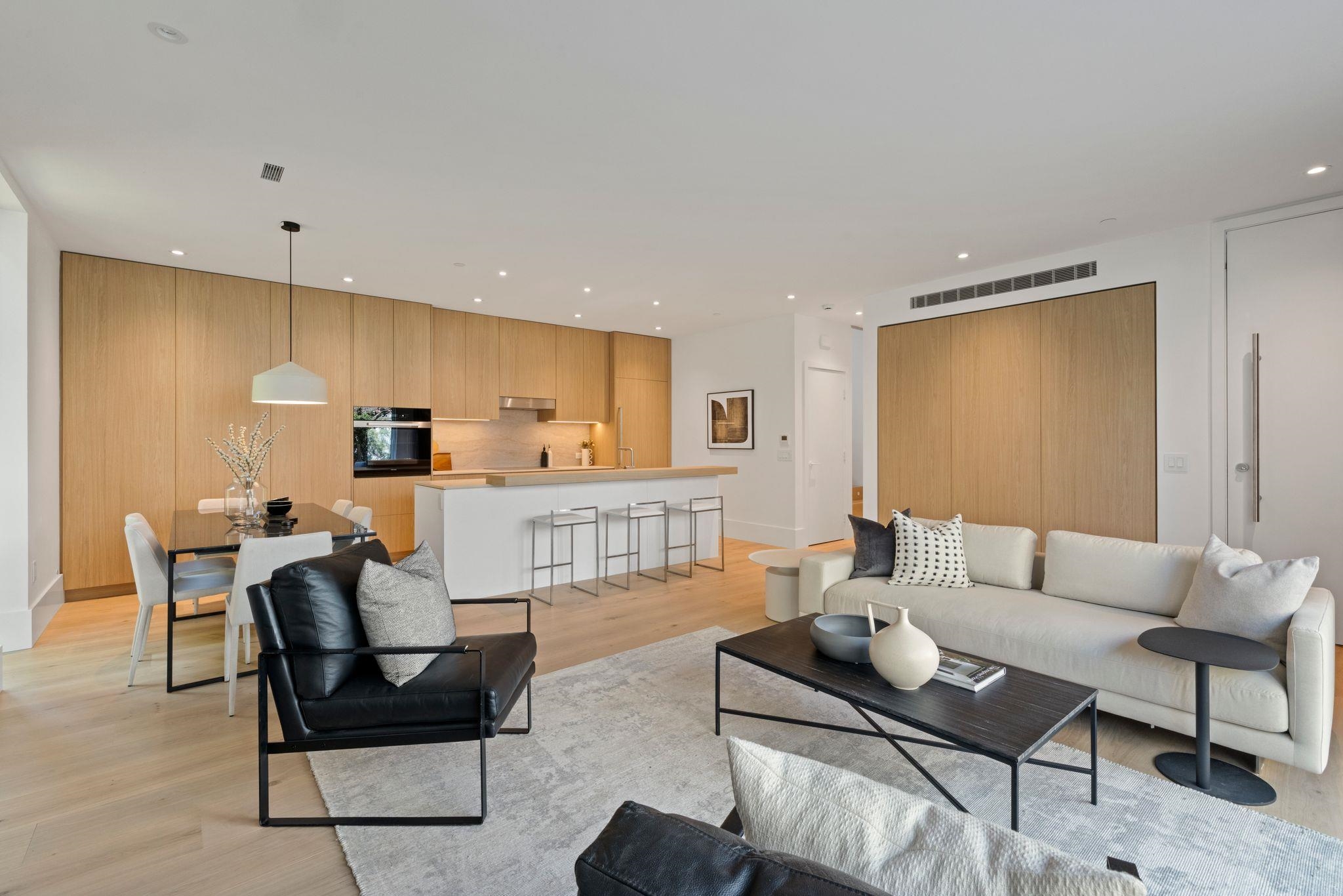 1 2830 MUSQUEAMVIEW STREET Unit: 1