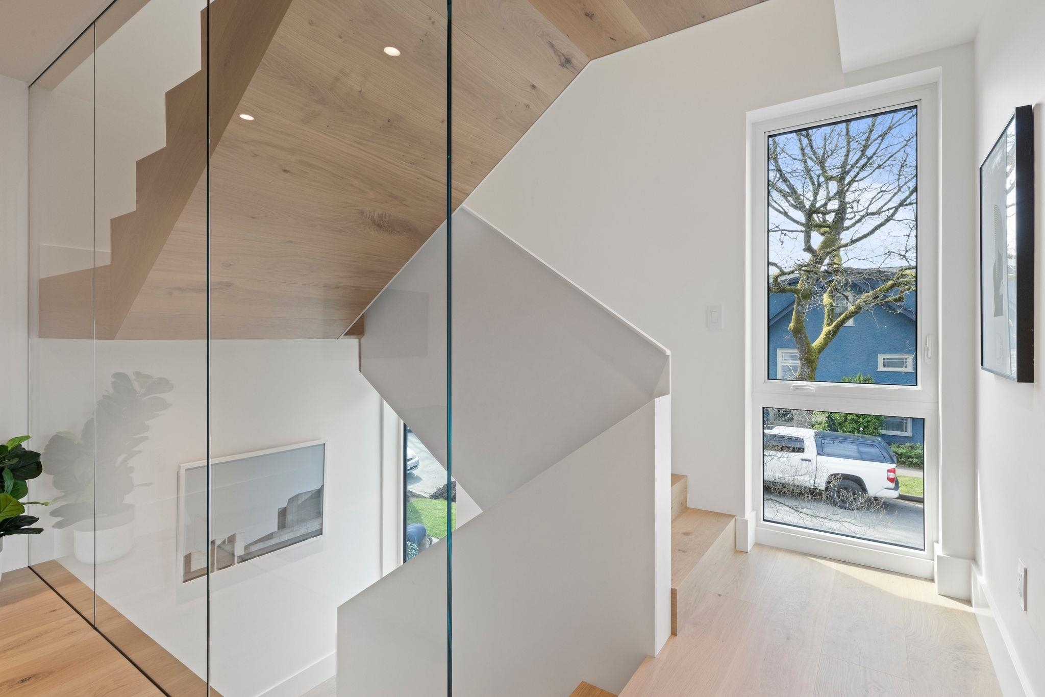 1 2830 MUSQUEAMVIEW STREET Unit: 1