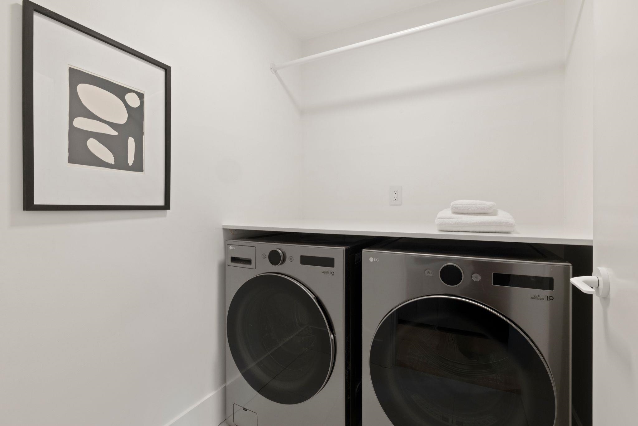 1 2830 MUSQUEAMVIEW STREET Unit: 1